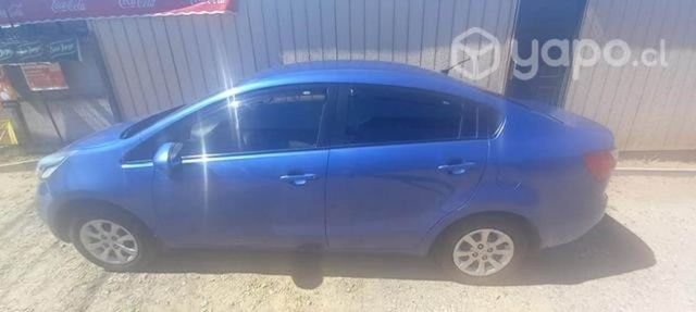 Vehículo KIA Rio 4