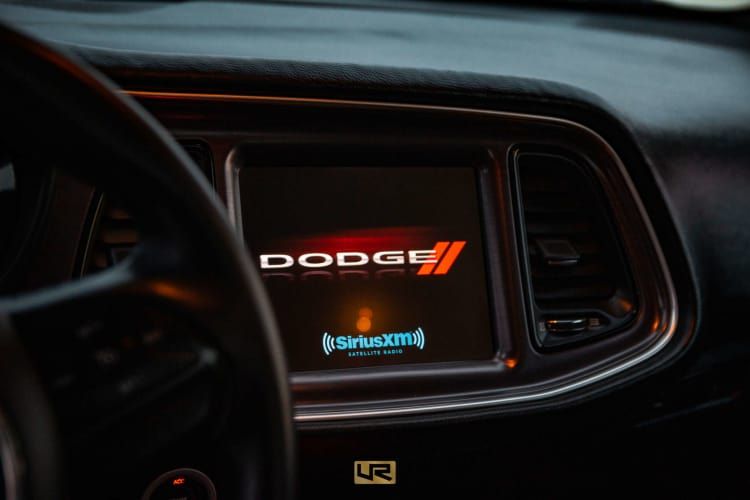 Dodge challenger 2015 SXT varios extras +