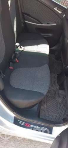 Hyundai accent 2015