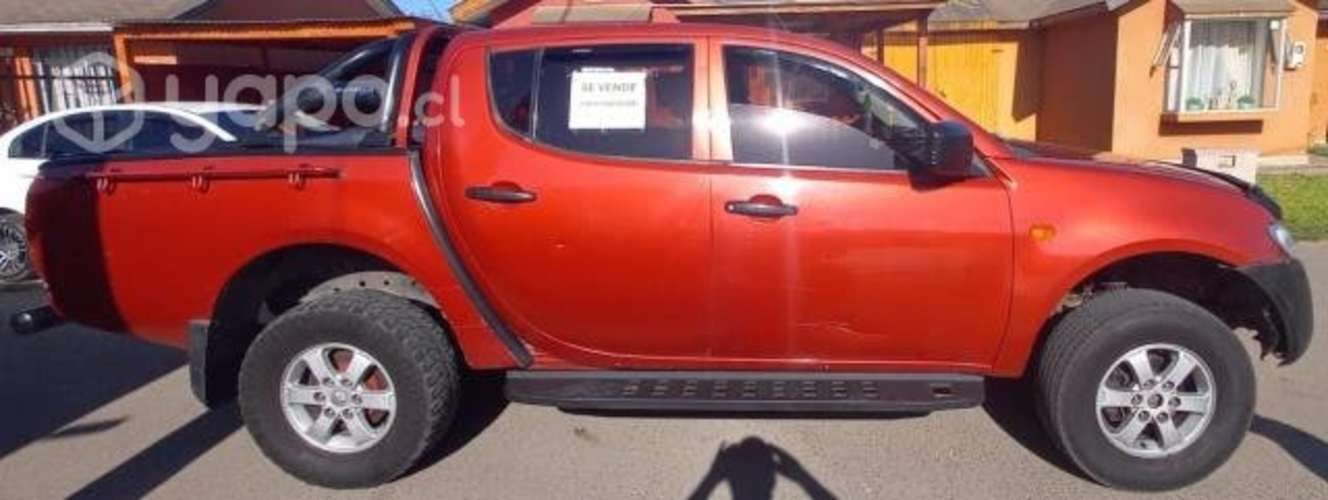 Mitsubishi l200 2008