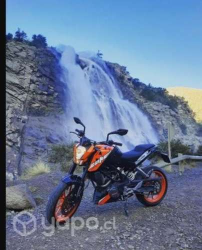 Ktm duke 200