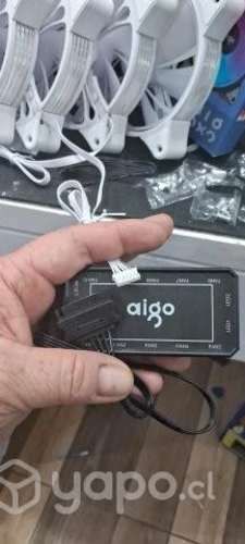 Pack 4 ventiladores Blancos con controlador RGB