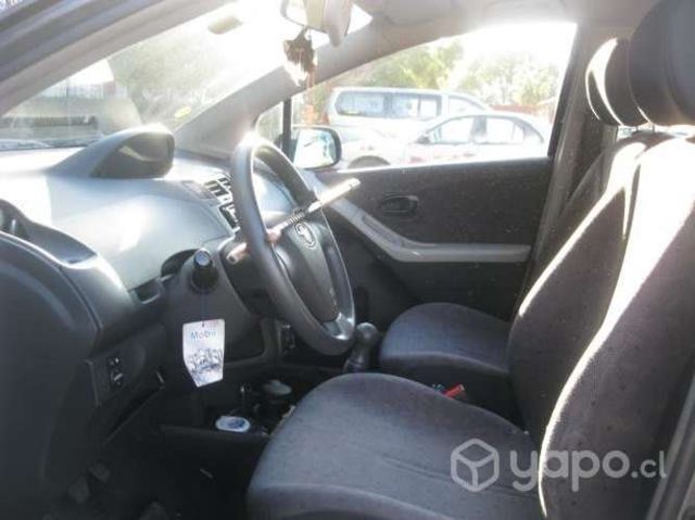 Vendo toyota yaris sport