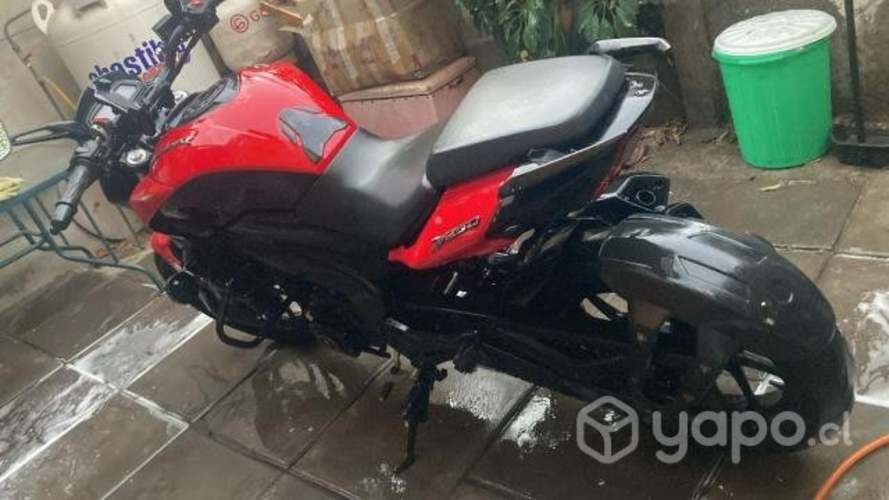 MOTO CC250 AÑO 2022