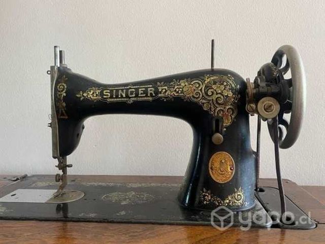 Maquina de cocer singer antigua impecable