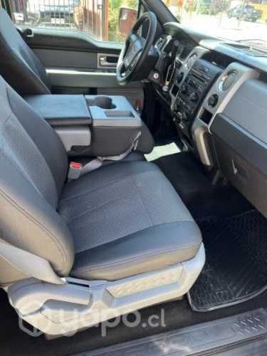 Se vende Ford / F150 DCAB XLT 5.0 2012