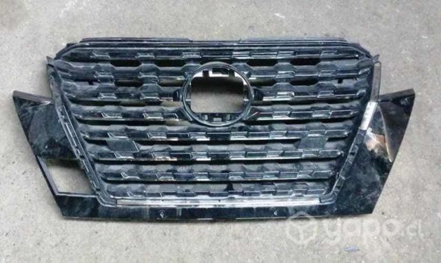 Mascara nissan kicks original