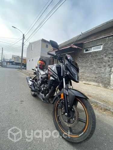 Motocicleta Honda Xblade