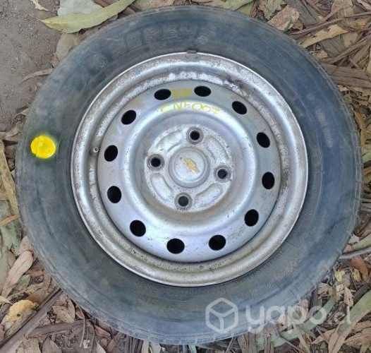 Llanta Fierro Con Neumático Chevrolet N400 1.5