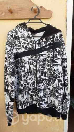 Poleron hombre nuevo con gorro