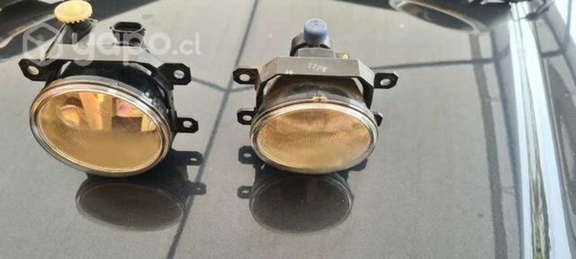 Neblineros y carcasa de subaru legacy 2014 al 2016