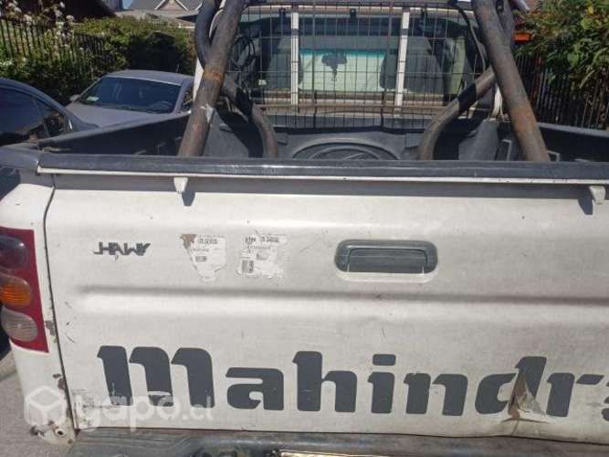 Mahindra pick up 2011