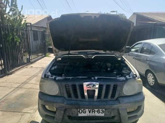 Mahindra pick up 2011