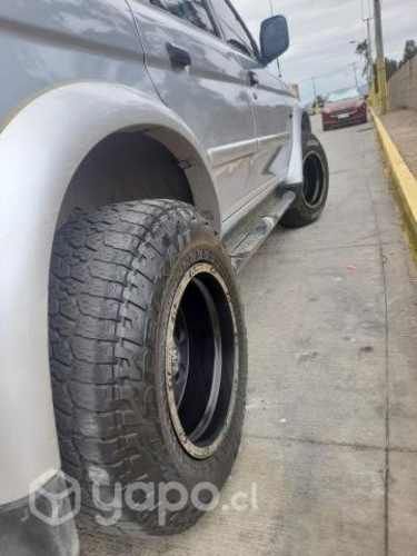 Mitsubishi montero sport 4x4 3.0 bencinero