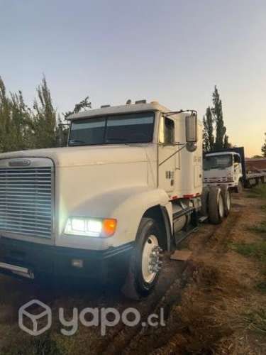 Freightliner FLD120