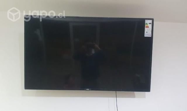 Smart Tv 50" + soporte brazo