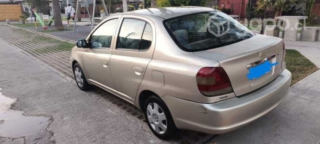 Toyota yaris 2004 1.5 xli