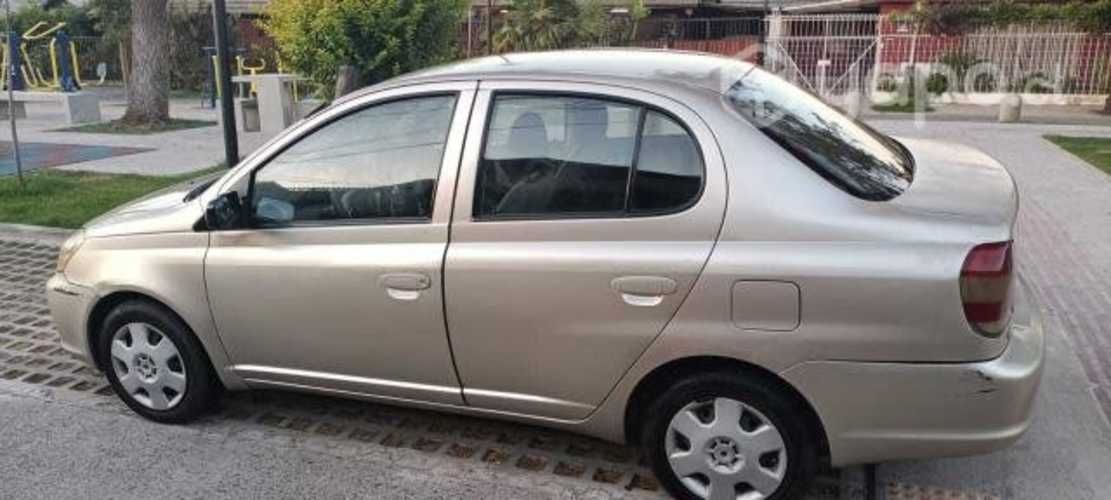 Toyota yaris 2004 1.5 xli