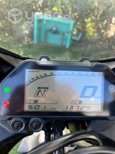 Yamaha r3