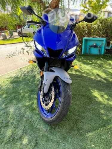 Yamaha r3