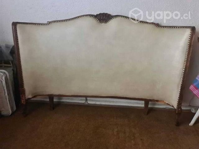 Respaldo cama cuero