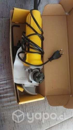 Esmeriladora de 4 1/2