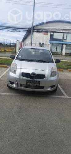 Toyota yaris sport 1.3 año 2006