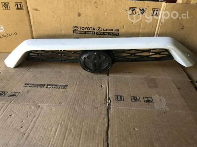 Mascara Toyota 4runner 2018