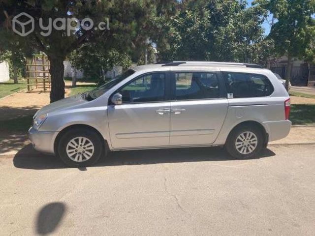 Kia grand carnival 2015