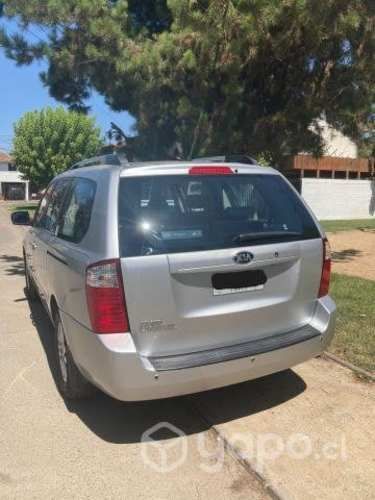 Kia grand carnival 2015