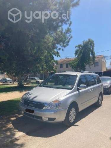 Kia grand carnival 2015