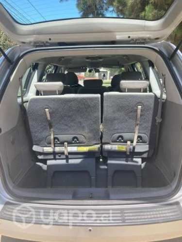 Kia grand carnival 2015