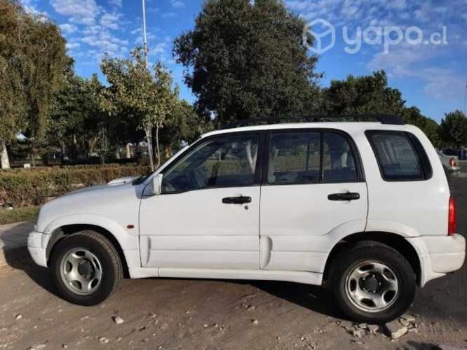 Suzuki grand nomade 2003