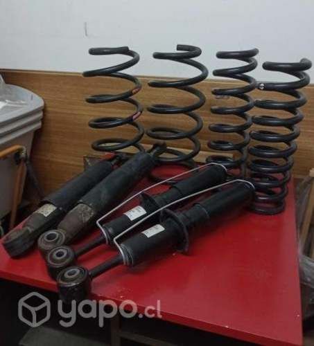 Espirales y amotiguadores Toyota 4Runner 2010 - 23