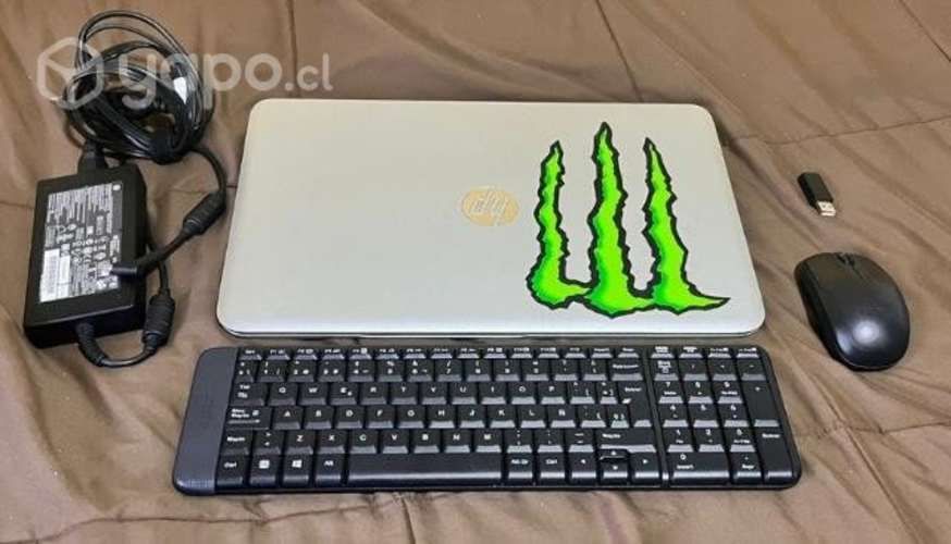Notebook Hp + Teclado y Mouse