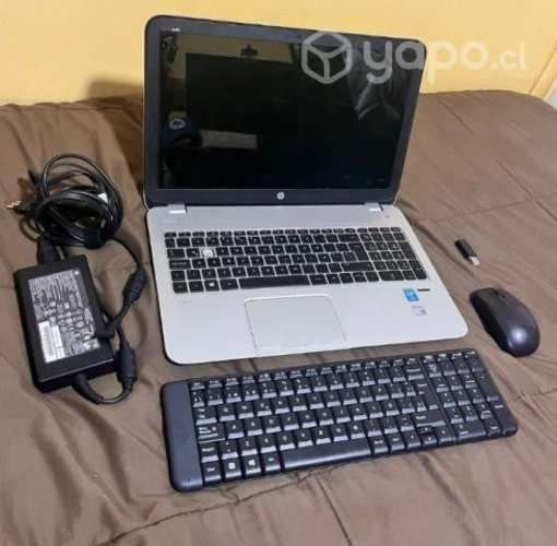 Notebook Hp + Teclado y Mouse