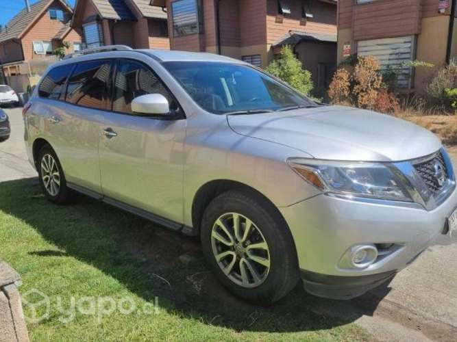 Nissan pathfinder 2017