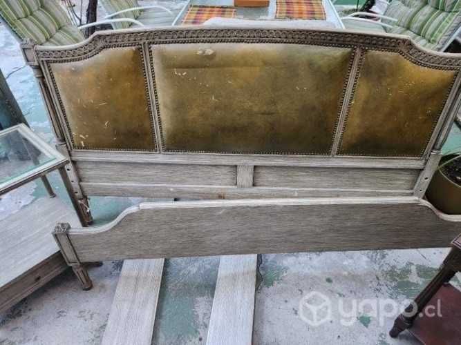 Somier con respaldo de cuero + velador