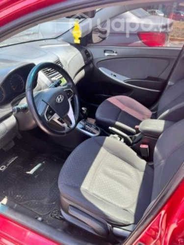 Hyundai accent automático
