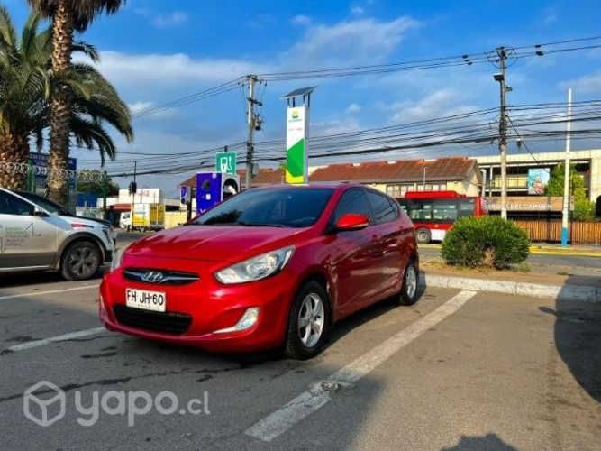 Hyundai accent automático