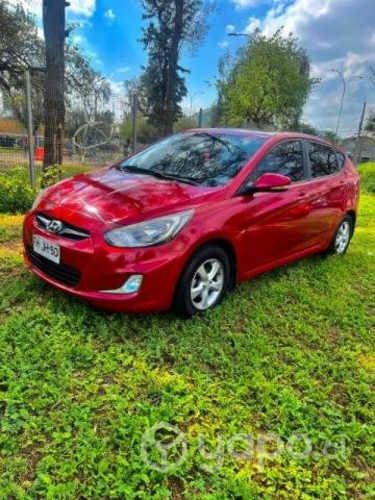 Hyundai accent automático