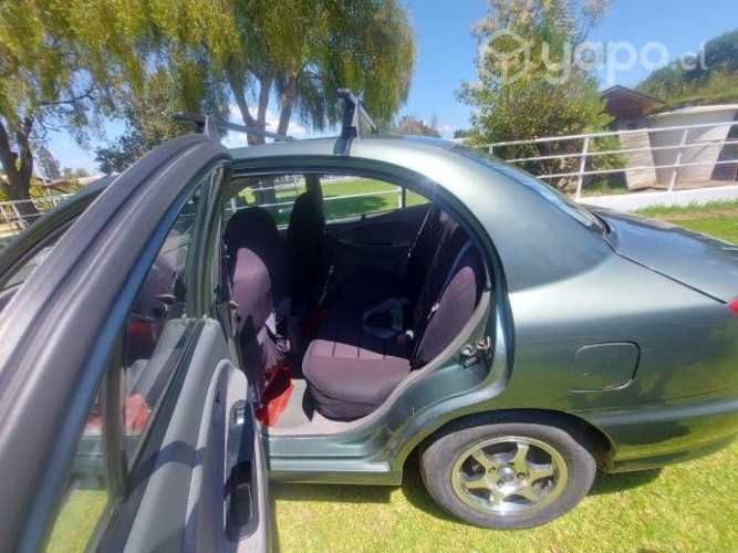 Se vende kia rio año 2002 full