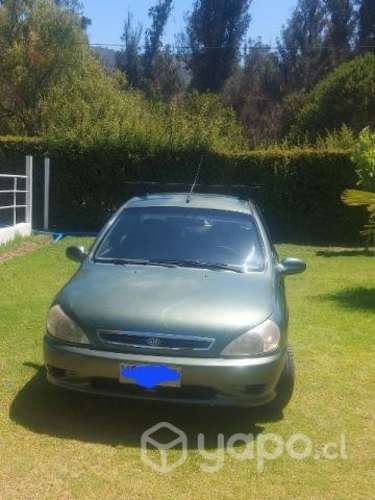 Se vende kia rio año 2002 full