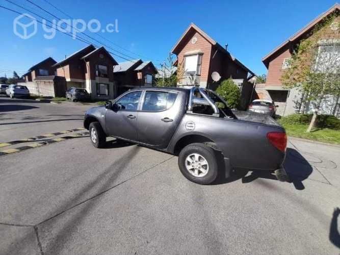 Vendo Mitsubishi L200
