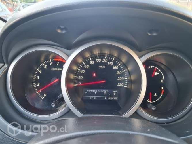 Suzuki Grand Nomade 2.4 , año 2016