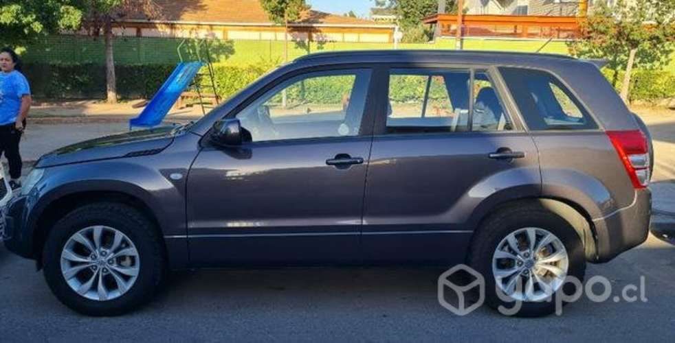 Suzuki Grand Nomade 2.4 , año 2016