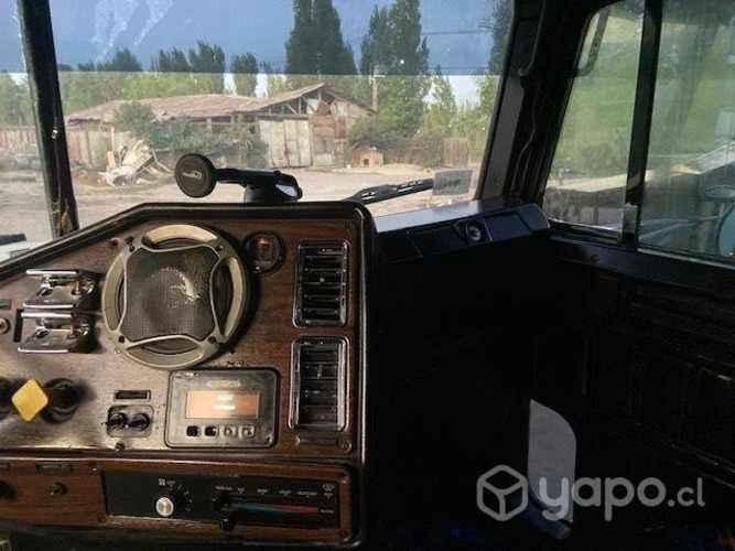 Freightliner fld 12o