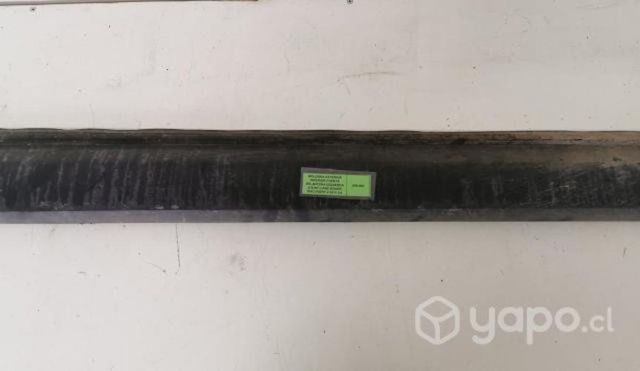 Moldura Exterior Inf pta del izq LD381) Lan Rover