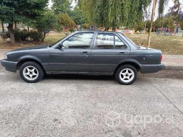 Se permuta Nissan v16 año 2009 1.6