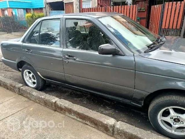 Se permuta Nissan v16 año 2009 1.6